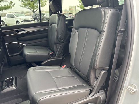 New 2026 Jeep Grand Wagoneer Limited AWD/4WD image 44