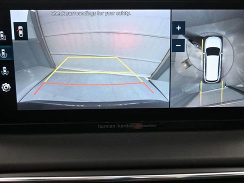 Used 2022 Hyundai Santa Fe Calligraphy w/ Cargo Package image 7