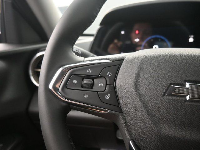 Used 2025 Chevrolet Trax ACTIV w/ Driver Confidence Package FWD image 14
