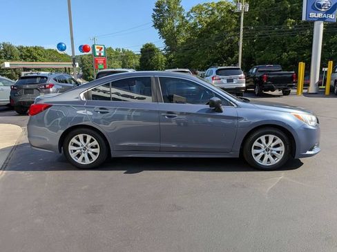 Used 2017 Subaru Legacy 2.5i w/ Alloy Wheel Package AWD/4WD image 2