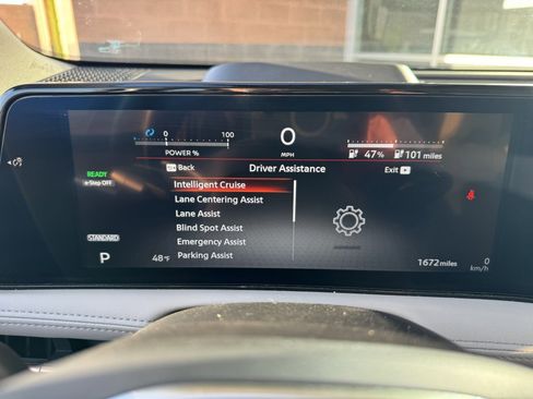 Used 2024 Nissan Ariya AWD image 21