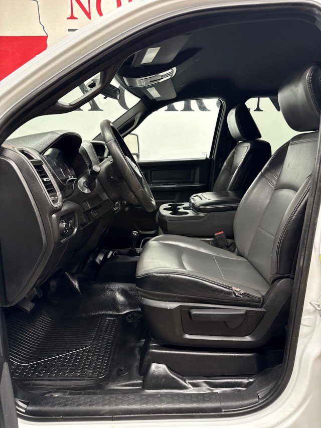 Used 2024 RAM 2500 Tradesman w/ Chrome Appearance Group AWD/4WD image 28