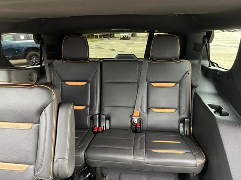 Used 2021 GMC Yukon AT4 w/ Rear Media and Nav Package AWD/4WD image 35