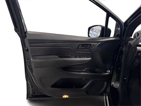 Used 2023 Honda Odyssey Sport image 22