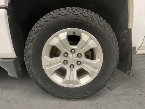 Used 2019 Chevrolet Silverado 1500 LT w/ All Star Edition image 14