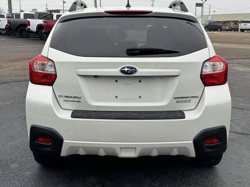 Used 2016 Subaru Crosstrek 2.0i Premium w/ Moonroof Package image 4