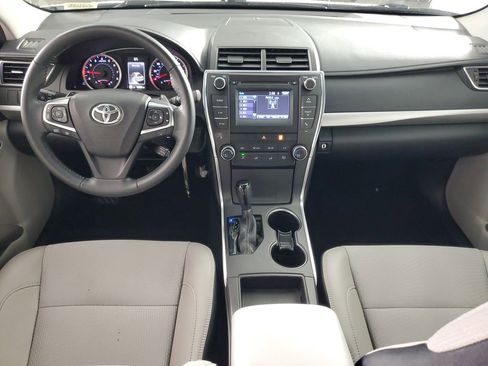 Used 2017 Toyota Camry SE image 14