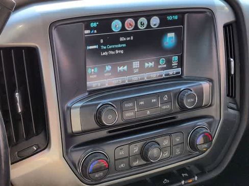 Used 2018 Chevrolet Silverado 1500 LT w/ All Star Edition image 26