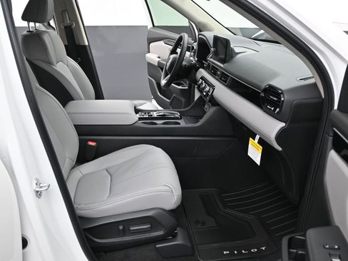New 2025 Honda Pilot EX-L image 16
