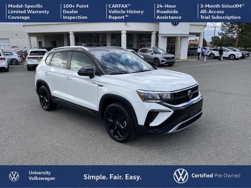 Used 2023 Volkswagen Taos SE w/ Panoramic Sunroof Package FWD image 1