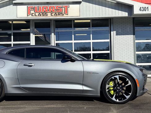Used 2021 Chevrolet Camaro SS image 11