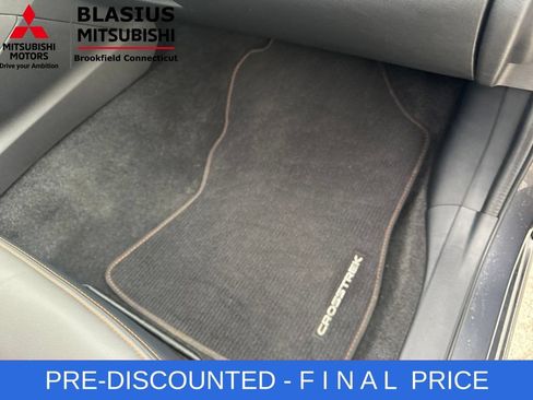 Used 2024 Subaru Crosstrek 2.5i Limited AWD/4WD image 44