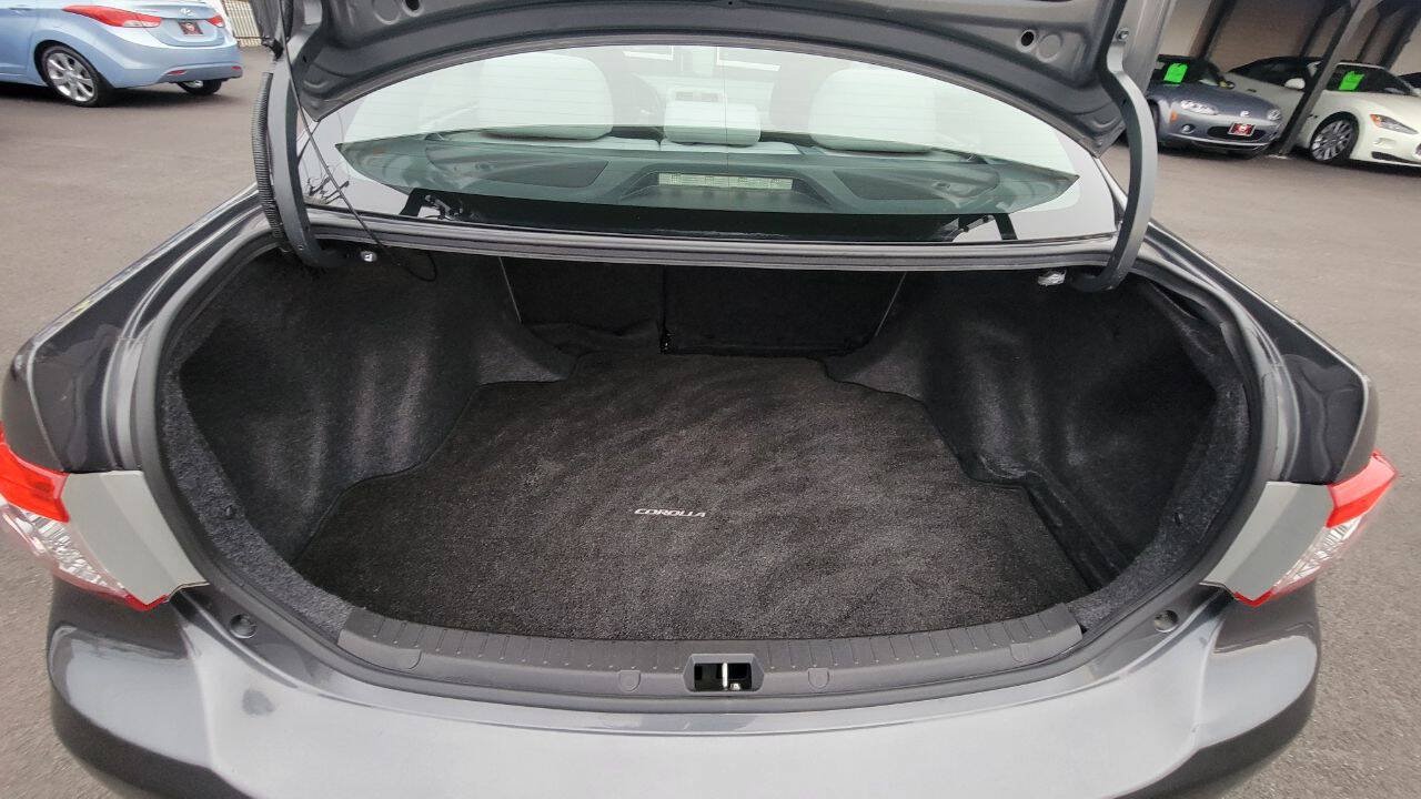 Used 2011 Toyota Corolla LE FWD image 26