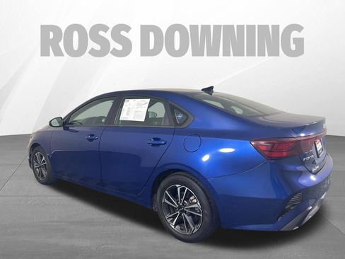 Used 2024 Kia Forte LXS w/ LXS Technology Package FWD image 6