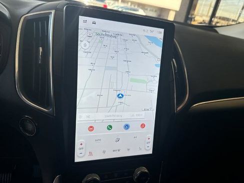 Certified 2024 Ford Edge Titanium w/ Equipment Group 301A image 11