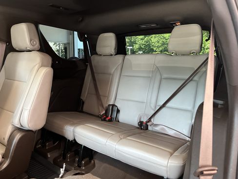 Used 2021 Chevrolet Tahoe Z71 AWD/4WD image 17