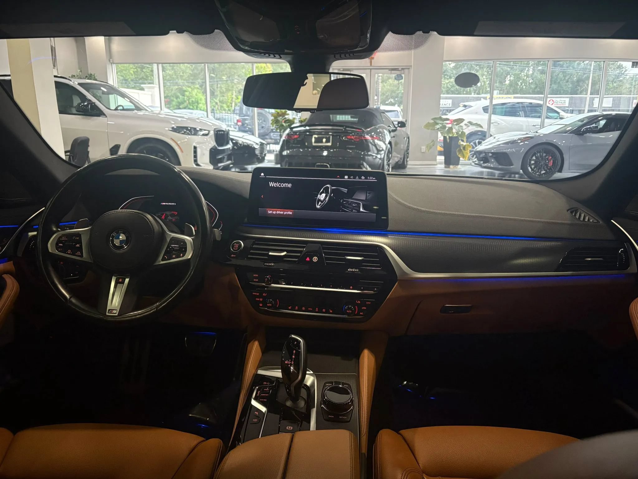Used 2023 BMW M550i xDrive w/ Executive Package AWD/4WD image 17