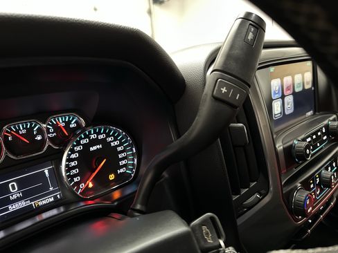Used 2015 Chevrolet Silverado 2500 LT w/ LT Convenience Package AWD/4WD image 35