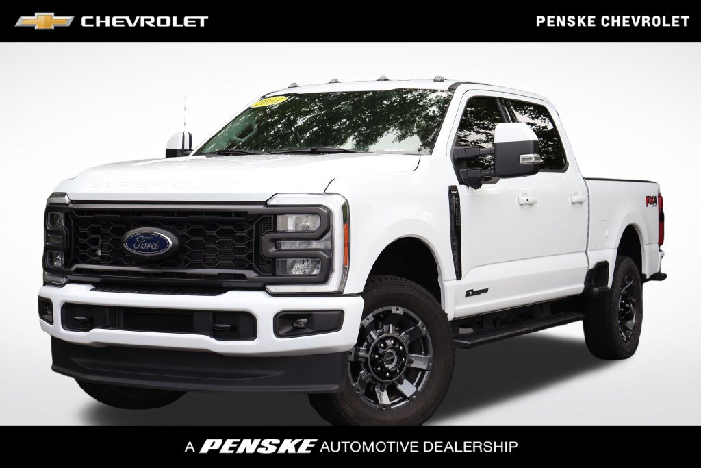 Used 2023 Ford F250 Lariat w/ Sport Appearance Package AWD/4WD image 1