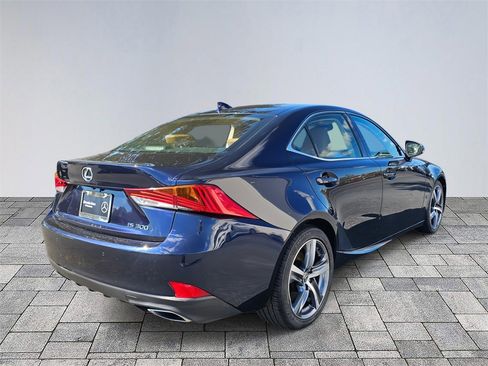 Used 2018 Lexus IS 300 w/ Comfort Package image 7