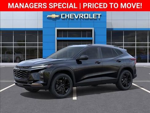 New 2026 Chevrolet Trax ACTIV w/ Driver Confidence Package FWD image 2