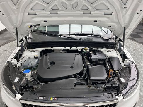 Used 2023 Volvo XC40 B5 Ultimate w/ Protection Package Premier AWD/4WD image 28