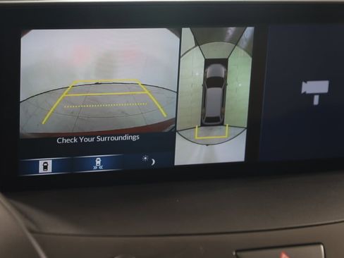 Used 2023 Acura RDX AWD w/ Advance Package image 10