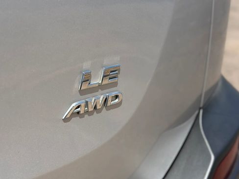 Used 2014 Toyota RAV4 LE AWD/4WD image 13