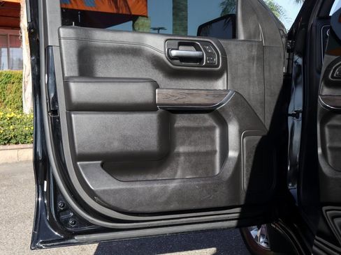 Used 2019 Chevrolet Silverado 1500 LTZ w/ LTZ Plus Package image 14