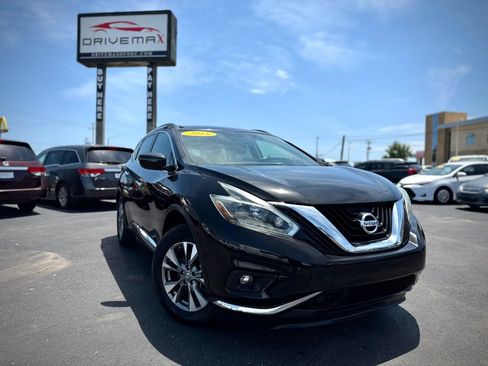 Used 2018 Nissan Murano SV FWD image 1