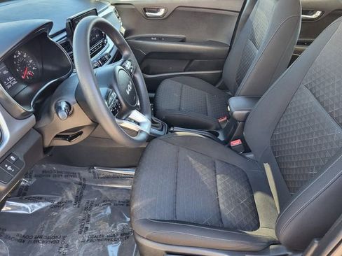 Used 2023 Kia Rio S image 17