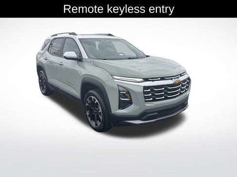 Used 2025 Chevrolet Equinox LT image 8