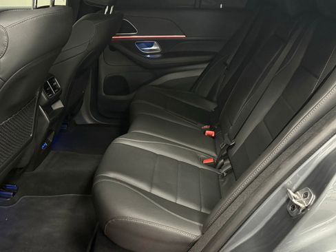 Certified 2025 Mercedes-Benz GLE 450e 4MATIC image 38