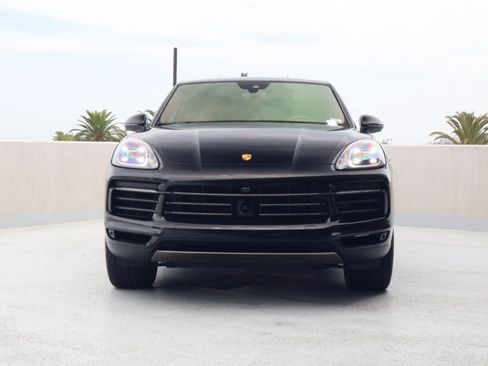 Certified 2023 Porsche Cayenne Platinum Edition AWD/4WD image 6