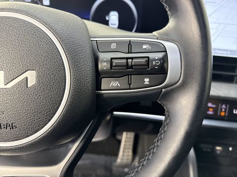 Used 2025 Kia Sportage X-Pro AWD/4WD image 13
