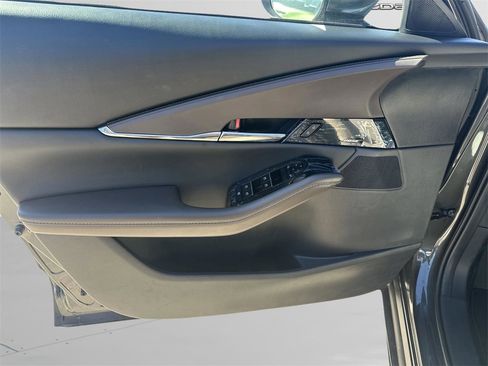 Used 2025 MAZDA CX-30 AWD 2.5 S w/ Premium Package image 23