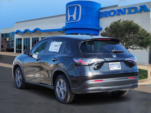 New 2026 Honda HR-V LX image 4