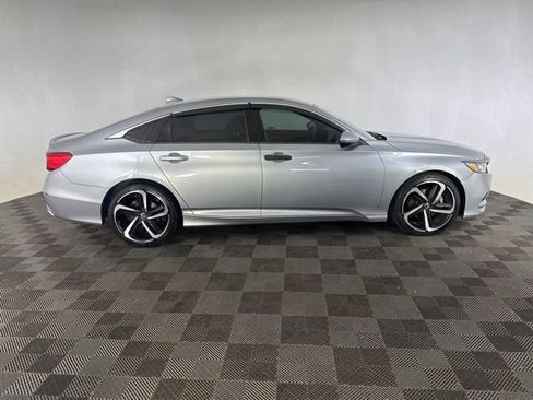 Used 2019 Honda Accord Sport image 6
