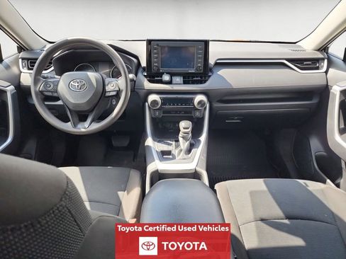 Certified 2022 Toyota RAV4 LE AWD/4WD image 12