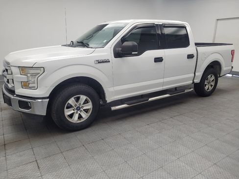 Used 2016 Ford F150 XLT w/ Equipment Group 301A Mid RWD image 2