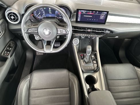 Used 2024 Alfa Romeo Tonale Ti image 15
