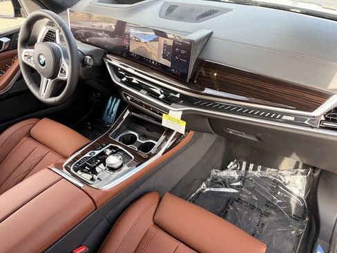 New 2026 BMW X7 M60i AWD/4WD image 13
