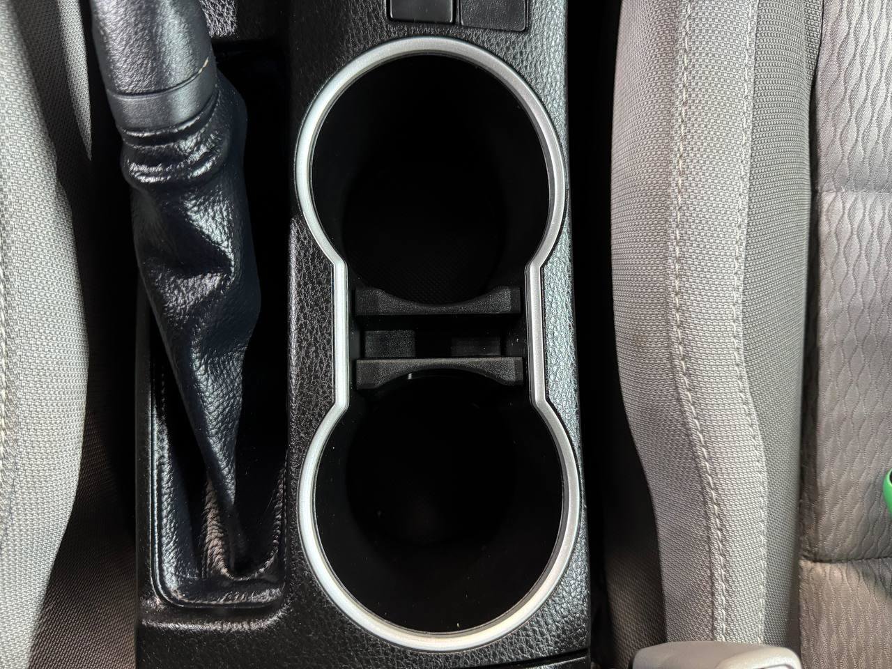Used 2019 Toyota Corolla LE FWD image 29
