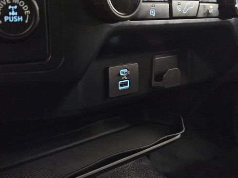Used 2024 Ford F150 XL RWD image 18