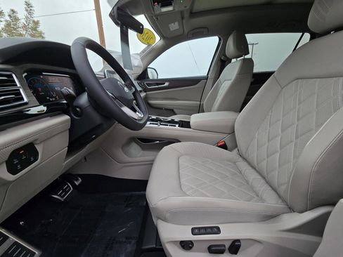 New 2026 Volkswagen Atlas SEL Premium R-Line image 11