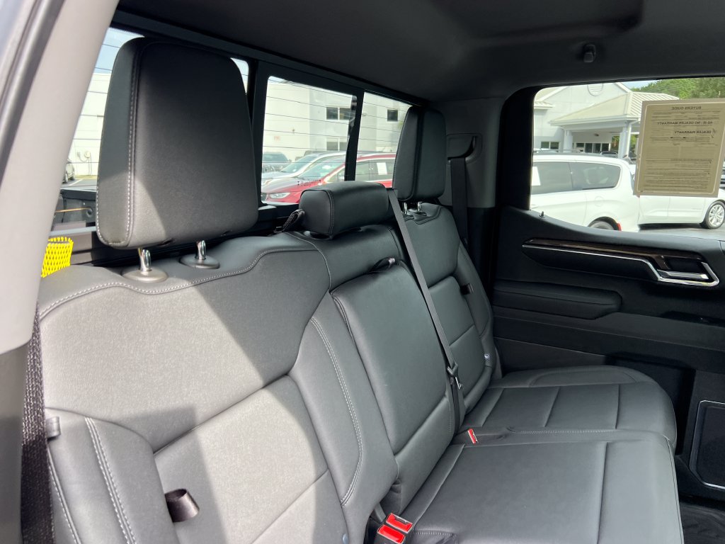 Used 2026 Chevrolet Silverado 1500 LT Trail Boss w/ Convenience Package II AWD/4WD image 21