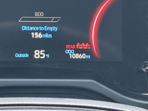 Used 2025 Toyota RAV4 LE FWD image 20