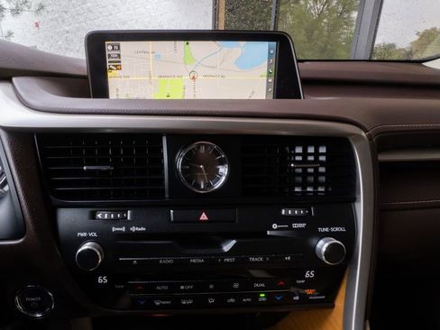 Used 2019 Lexus RX 450h AWD w/ Navigation Package image 11
