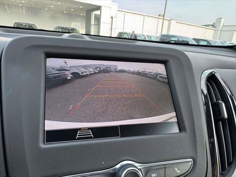 Used 2023 Chevrolet Equinox RS image 26