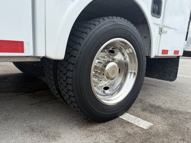 Used 2013 Ford F550 2WD Regular Cab Super Duty w/ Payload Upgrade Pkg image 17